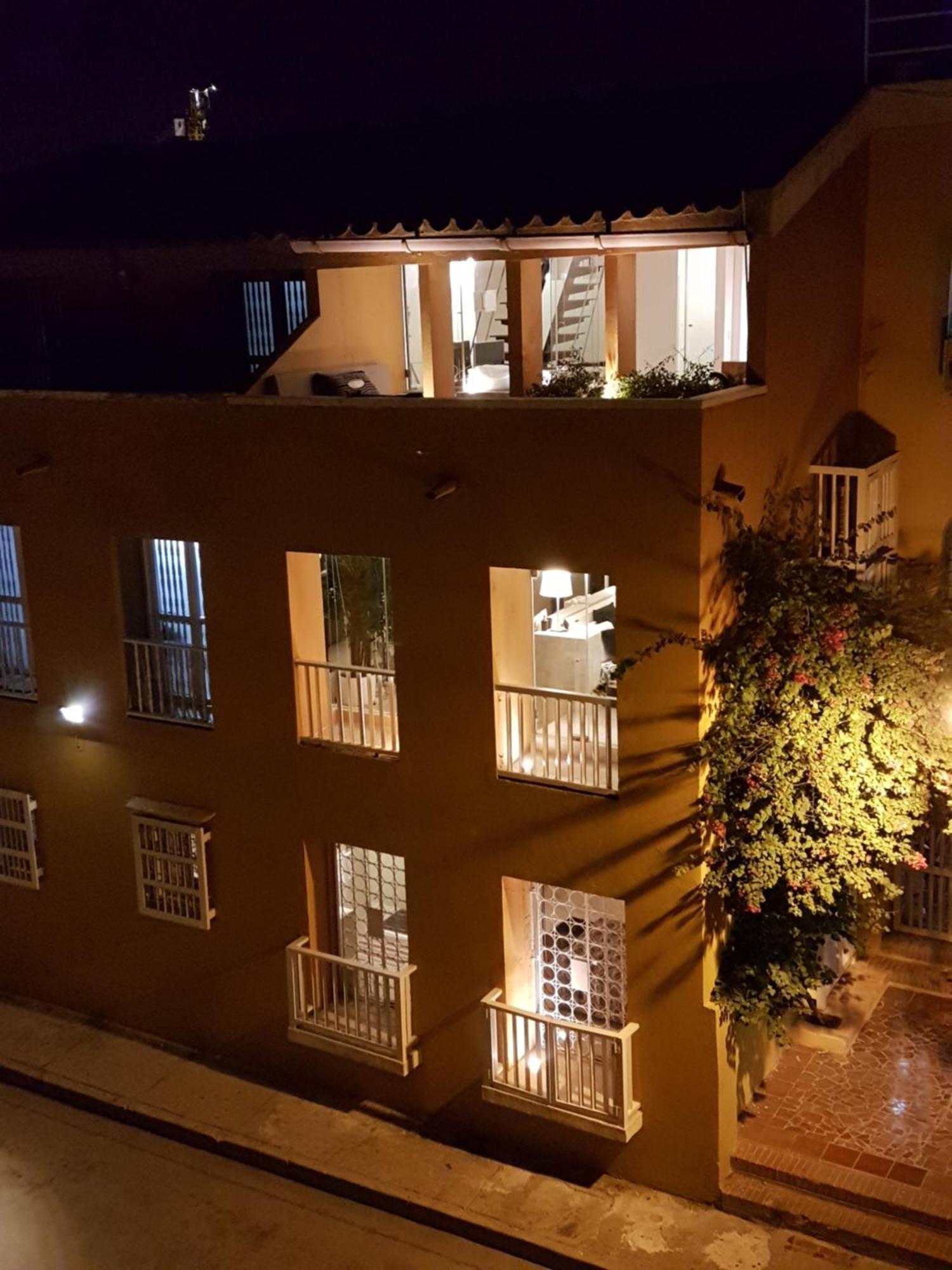 Apartamento Duplex Vista Al Mar Y Murallas Nuevo En La Ciudad Amurallada Διαμέρισμα Cartagena Εξωτερικό φωτογραφία
